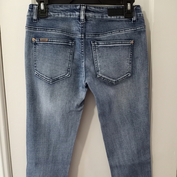 Celebrity Pink Distressed Skinny Jeans Junior Women's Size 1 - Picture 5 of 13